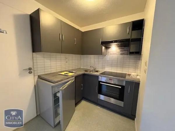 Appartement à louer 2 pièces 27.69m² Arras (62000)