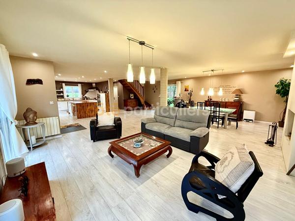 Vente Maison162,66 m² - 5 Pièces - BOURG ACHARD (27310)