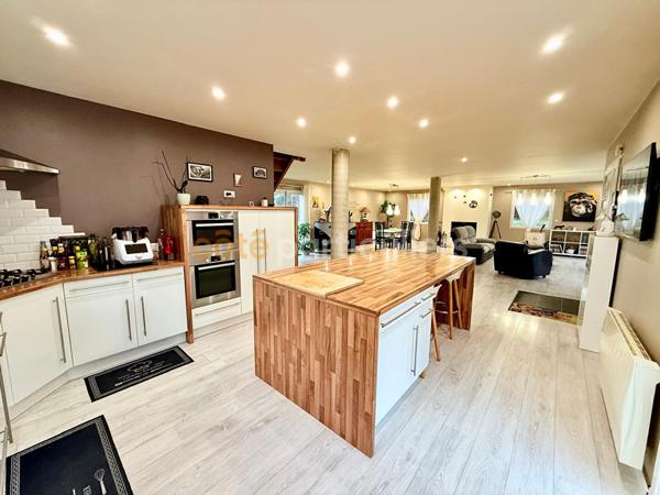 Vente Maison162,66 m² - 5 Pièces - BOURG ACHARD (27310)