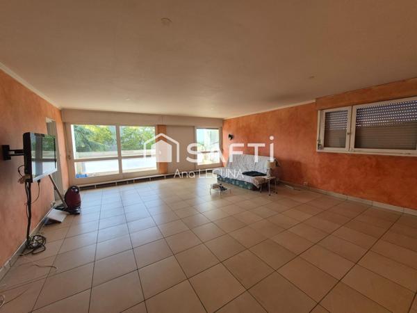 Grand 5 pièces lumineux avec extérieurs – idéal famille à Rillieux-la-Pape