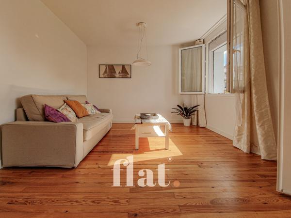 T2bis / T3 possible | Architecte d'intérieur | Aperçu Loire | Immeuble BBC | Balcon | Parking