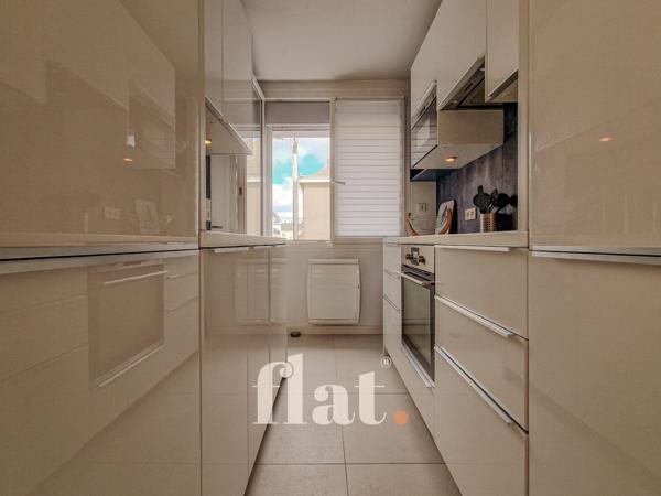 T2bis / T3 possible | Architecte d'intérieur | Aperçu Loire | Immeuble BBC | Balcon | Parking