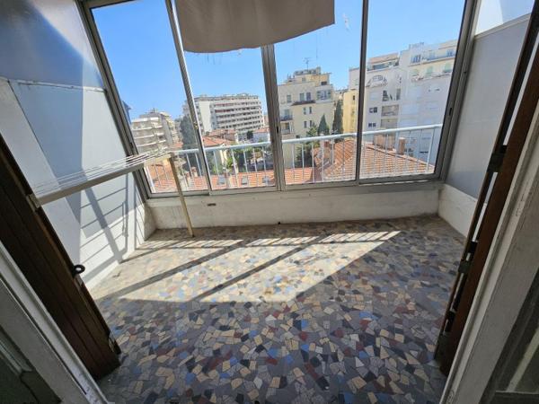 Vente / Appartement T1 à Antibes (06160)