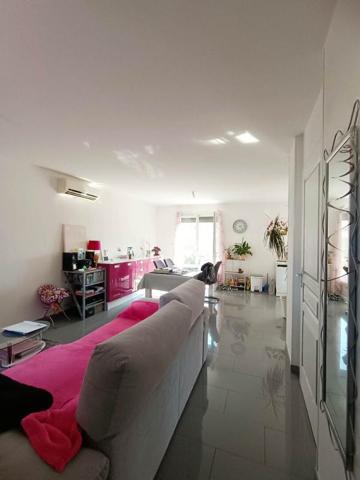 Maison Istres 4 pièce(s) 83 m2 Terrasse , Cour et Garage