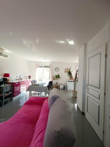 Maison Istres 4 pièce(s) 83 m2 Terrasse , Cour et Garage