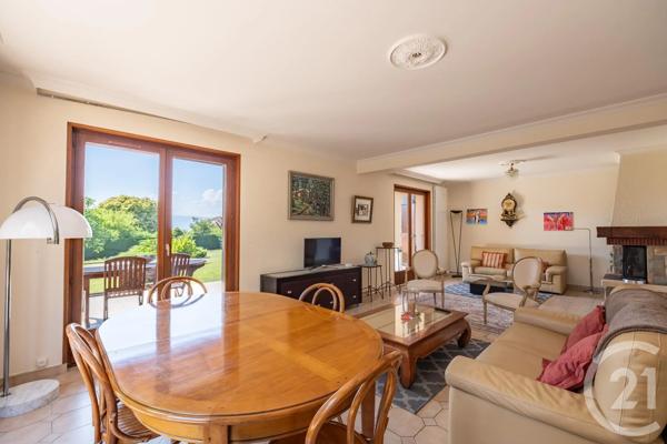 Maison à vendre  6 pièces - 180,64 m 2   BALLAISON  - 74