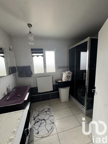 Appartement à vendre 6 pièces 124 m² Garges-lès-Gonesse