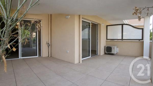 Appartement T2 à vendre  2 pièces - 41,80 m 2   BORMES LES MIMOSAS  - 83