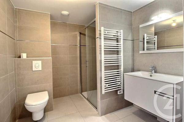 Appartement T2 à vendre  2 pièces - 41,80 m 2   BORMES LES MIMOSAS  - 83