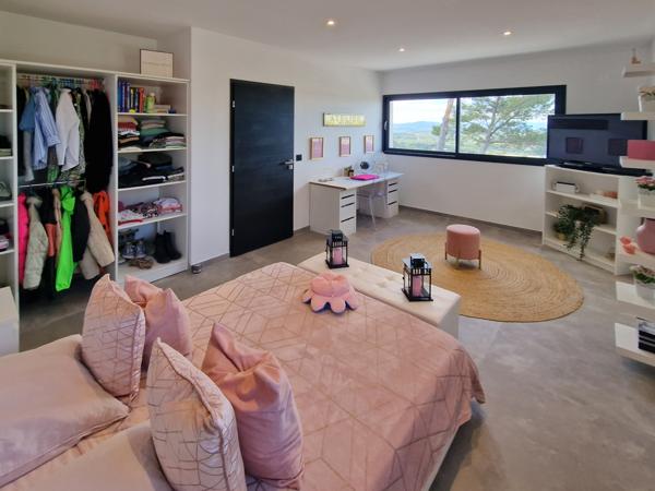 Draguignan (83300) Belle Villa contemporaine