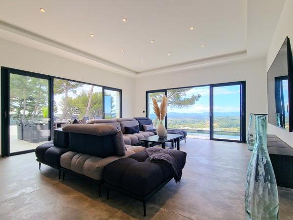 Draguignan (83300) Belle Villa contemporaine