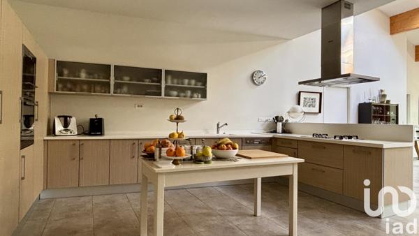 Maison à vendre 4 pièces 182 m² Aubenas