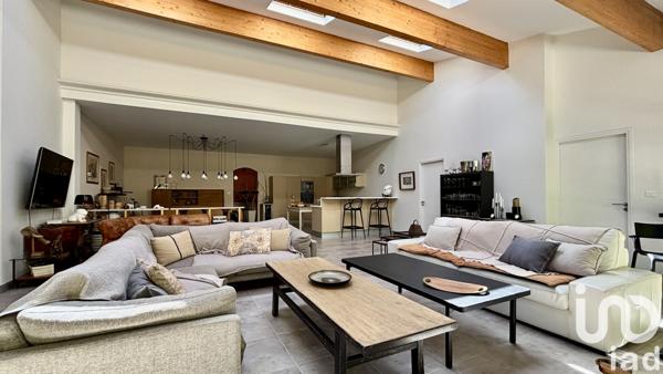 Maison à vendre 4 pièces 182 m² Aubenas