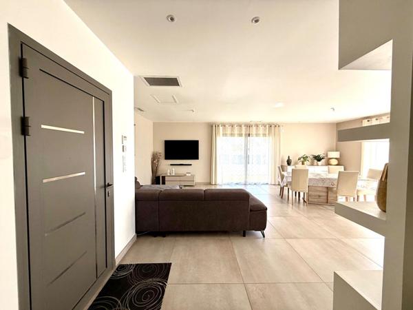 Magnifique villa 140m² avec piscine