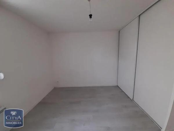 Appartement à louer 2 pièces 48m² Forbach (57600)