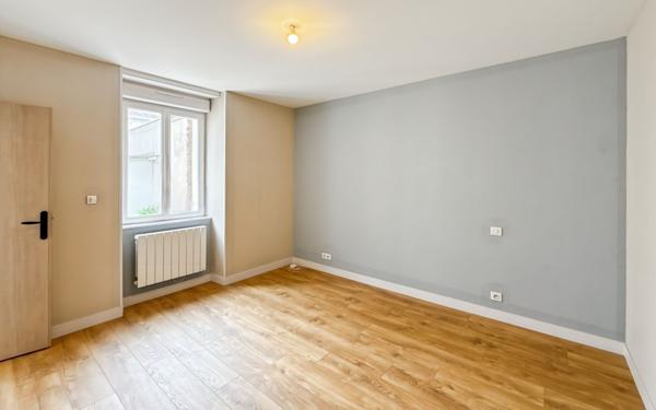 Maison à vendre    5 pièces • 125 m2 Périgueux