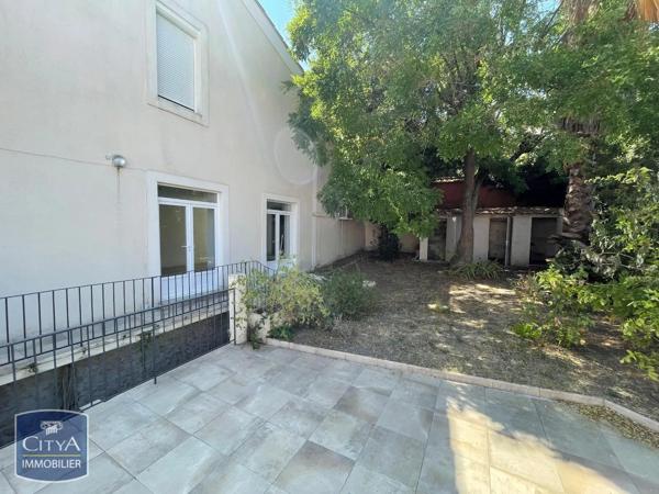 Maison à louer 4 pièces 87.65m² Nîmes (30000)