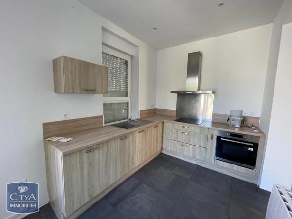 Maison à louer 4 pièces 87.65m² Nîmes (30000)