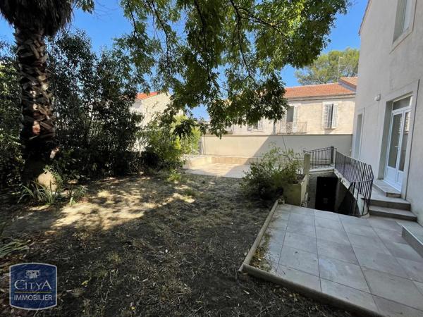 Maison à louer 4 pièces 87.65m² Nîmes (30000)