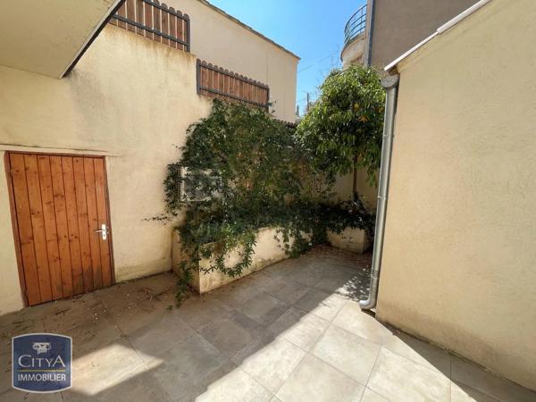 Maison à louer 4 pièces 87.65m² Nîmes (30000)