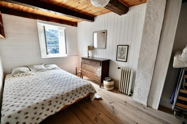 Dpt Alpes de Haute Provence (04), à vendre Proche Annot  Maison de charme en pierres 6 pièces 110 m² Terrasse, Vue