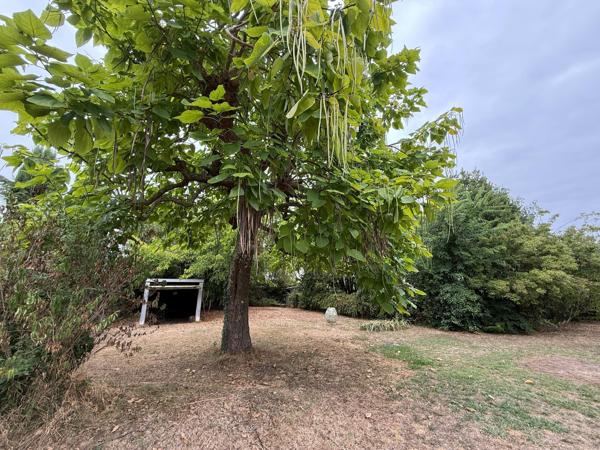 Maison double de plain pied avec terrain piscinable