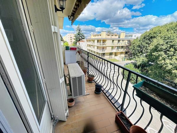 Appartement-3 pièces-66 m2