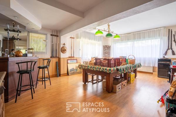 Maison d’architecte vue mer avec piscine et jardin de pins à vendre au Pouliguen