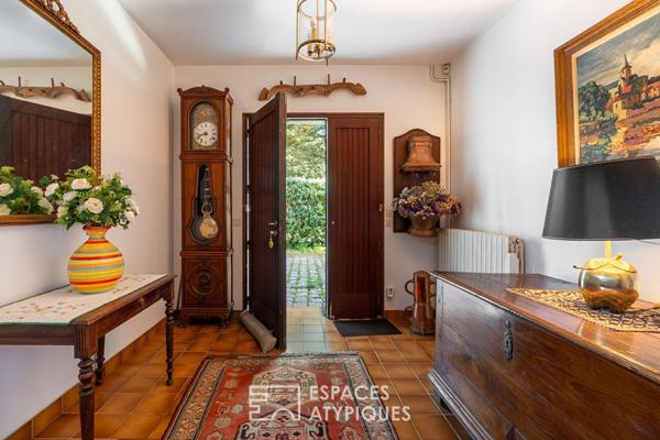 Maison d’architecte vue mer avec piscine et jardin de pins à vendre au Pouliguen