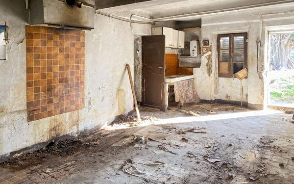 Maison à vendre    3 pièces •  Oraison