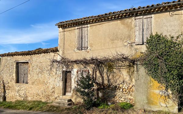 Maison à vendre    3 pièces •  Oraison