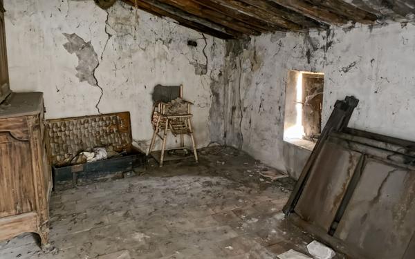 Maison à vendre    3 pièces •  Oraison