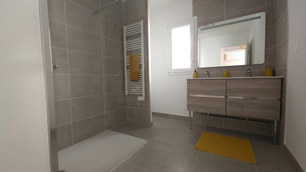 Appartement Nimes 3 pièces 79.92 m2