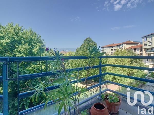 Appartement 3 pièces de 66 m² à Gières (38610)