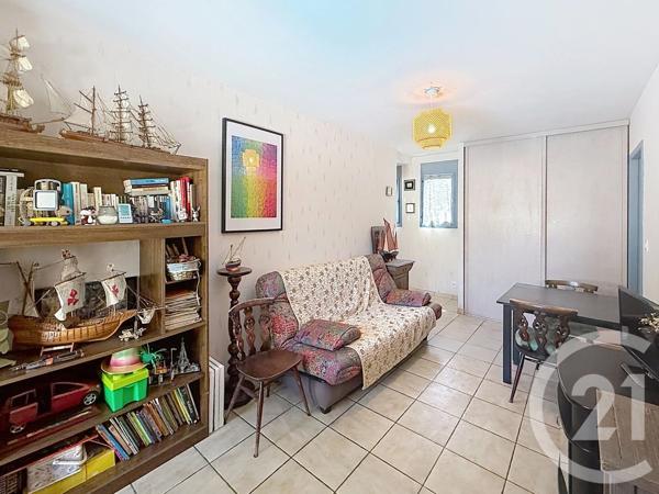 Maison à vendre  6 pièces - 189,55 m 2   CASTELNAU LE LEZ  - 34