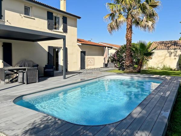 Coup coeur assuré Magnifique Maison Familiale avec Piscine