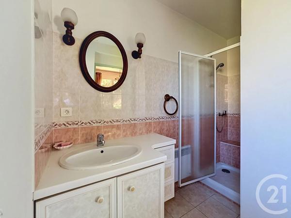 Maison à vendre  5 pièces - 128,56 m 2   CERET  - 66