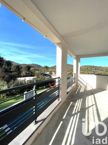 Maison 5 pièces de 110 m² à Flassans-sur-Issole (83340)