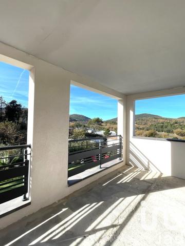 Maison 5 pièces de 110 m² à Flassans-sur-Issole (83340)