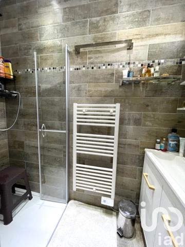 Maison 5 pièces de 110 m² à Flassans-sur-Issole (83340)