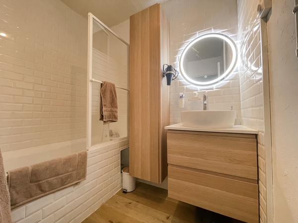 COLOMIERS A COTE METRO : GRAND T2 58m² + parking + cellier