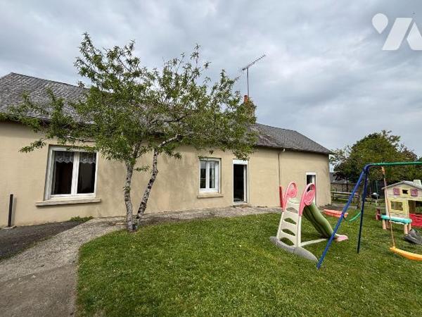Exclusivement à l'Etude, Au coeur du bourg de LECOUSSE, Maison de plain-pied proposant 117 m2:...