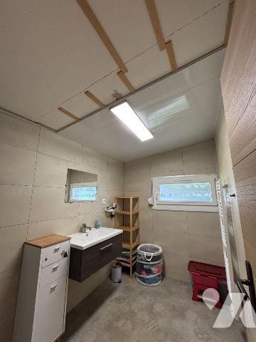 Exclusivement à l'Etude, Au coeur du bourg de LECOUSSE, Maison de plain-pied proposant 117 m2:...