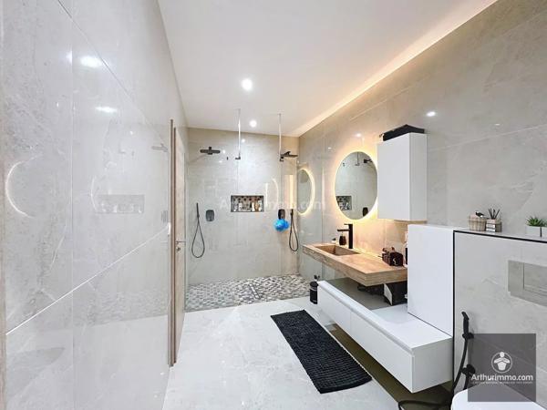 Vente Maison 5 pièces 180 m2 à Roanne