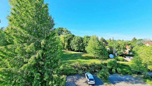 Prévessin-Moëns (01280) APPARTEMENT DE PRESTIGE, 8 PIECES, 5 CHAMBRES EN ATTIQUE, DOMAINE SECURISE - PREVESSIN-MOENS (01280)