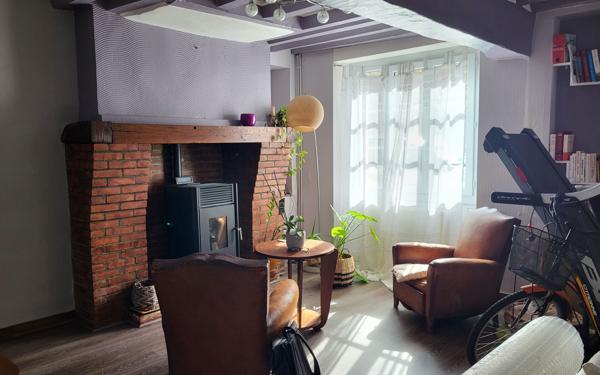 Maison à louer    4 pièces •  Roquefort
