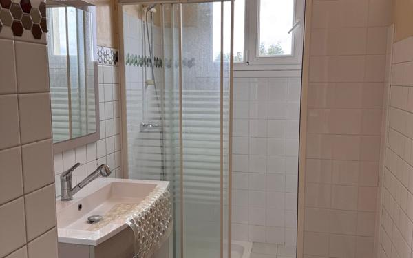 Maison à vendre    5 pièces • 119 m2 Plouguernével