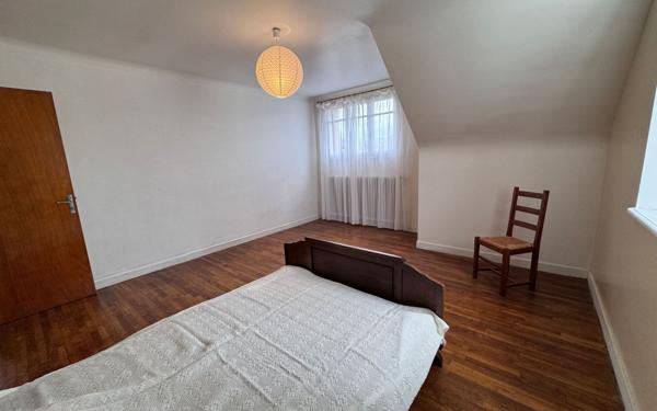 Maison à vendre    5 pièces • 119 m2 Plouguernével