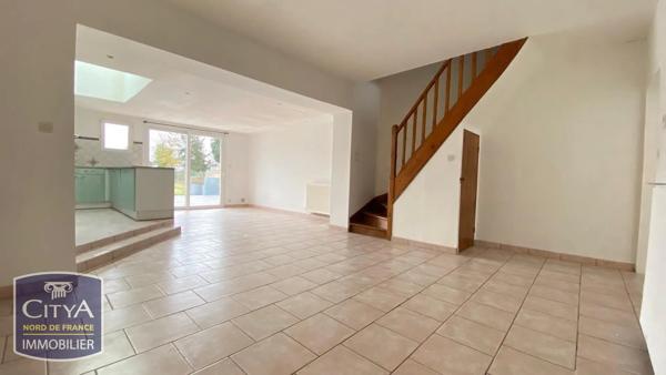 Maison à louer 4 pièces 78m² Sin-le-Noble (59450)