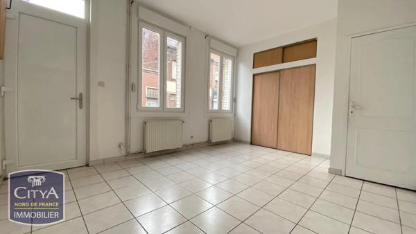 Maison à louer 4 pièces 78m² Sin-le-Noble (59450)